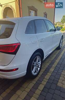 Позашляховик / Кросовер Audi Q5 2014 в 