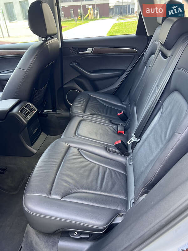 Внедорожник / Кроссовер Audi Q5 2013 в Львове