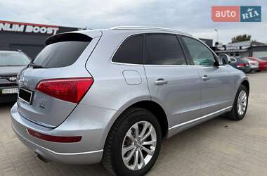 Позашляховик / Кросовер Audi Q5 2015 в 