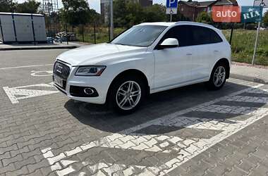 Позашляховик / Кросовер Audi Q5 2015 в Стрию