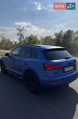 Внедорожник / Кроссовер Audi Q5 2018 в 