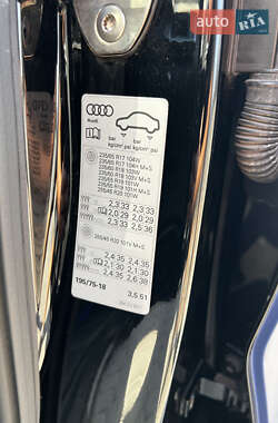 Внедорожник / Кроссовер Audi Q5 2018 в 
