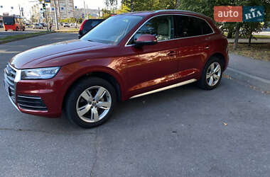 Внедорожник / Кроссовер Audi Q5 2019 в 