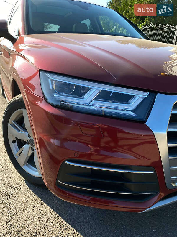 Позашляховик / Кросовер Audi Q5 2019 в Харкові