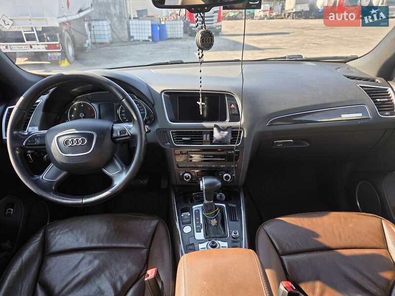 Внедорожник / Кроссовер Audi Q5 2014 в Днепре