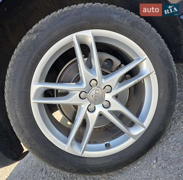 Внедорожник / Кроссовер Audi Q5 2014 в Днепре