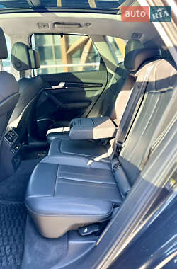 Внедорожник / Кроссовер Audi Q5 2018 в 