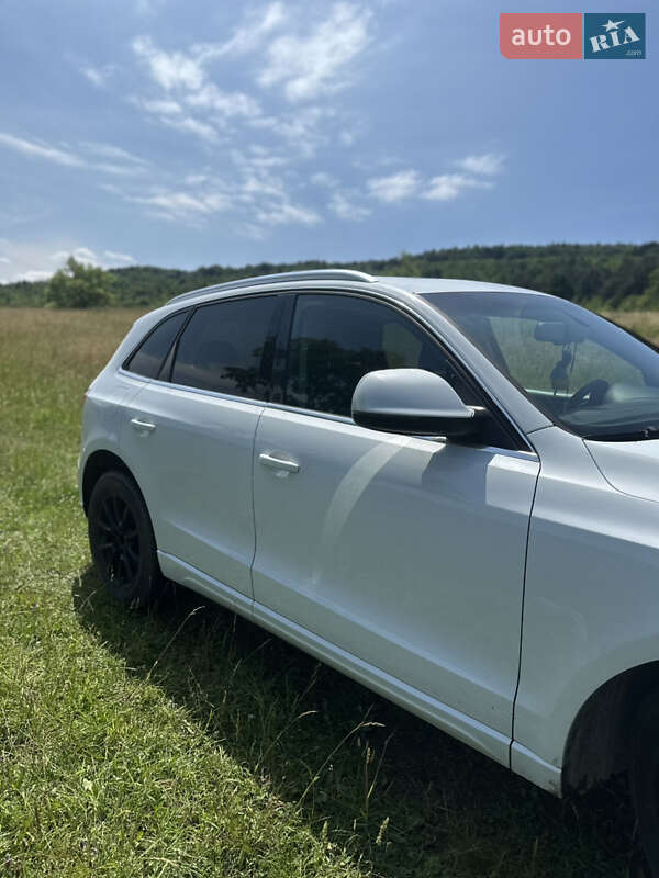 Внедорожник / Кроссовер Audi Q5 2012 в Трускавце
