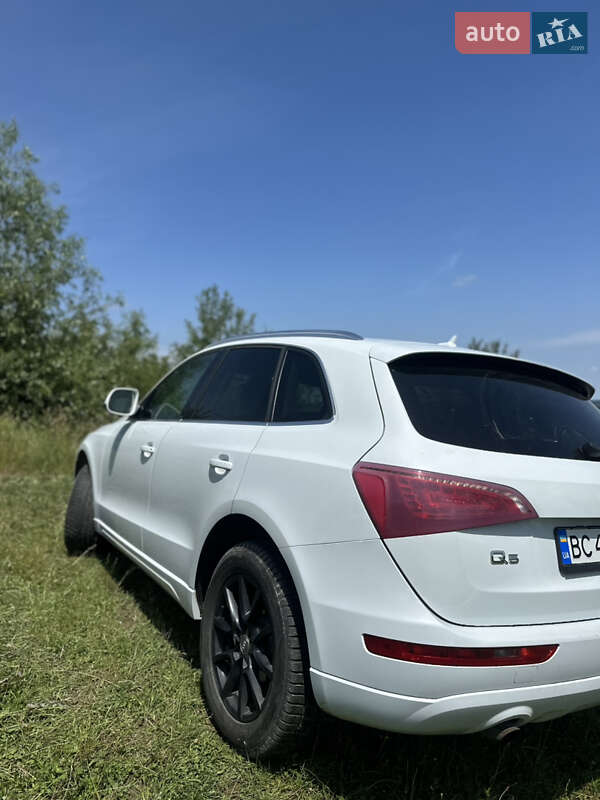 Внедорожник / Кроссовер Audi Q5 2012 в Трускавце