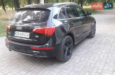 Внедорожник / Кроссовер Audi Q5 2010 в 
