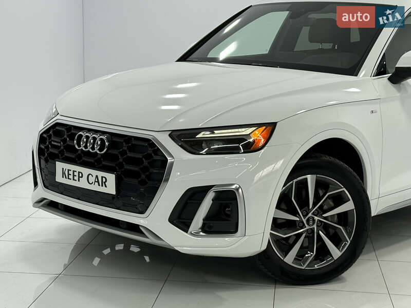 Внедорожник / Кроссовер Audi Q5 2022 в Одессе