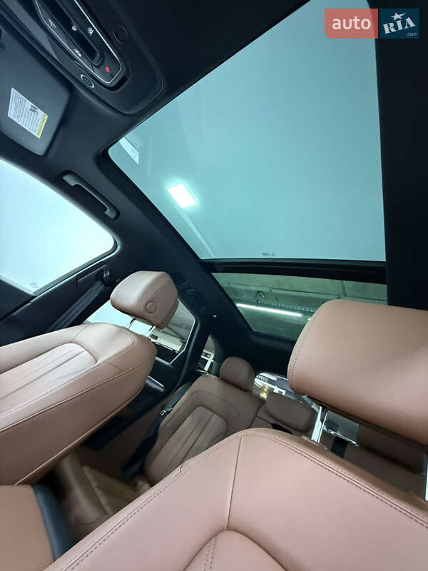 Внедорожник / Кроссовер Audi Q5 2022 в Одессе