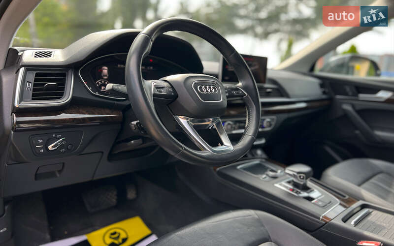 Внедорожник / Кроссовер Audi Q5 2019 в Львове