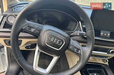 Внедорожник / Кроссовер Audi Q5 2023 в 