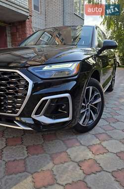 Внедорожник / Кроссовер Audi Q5 2023 в 