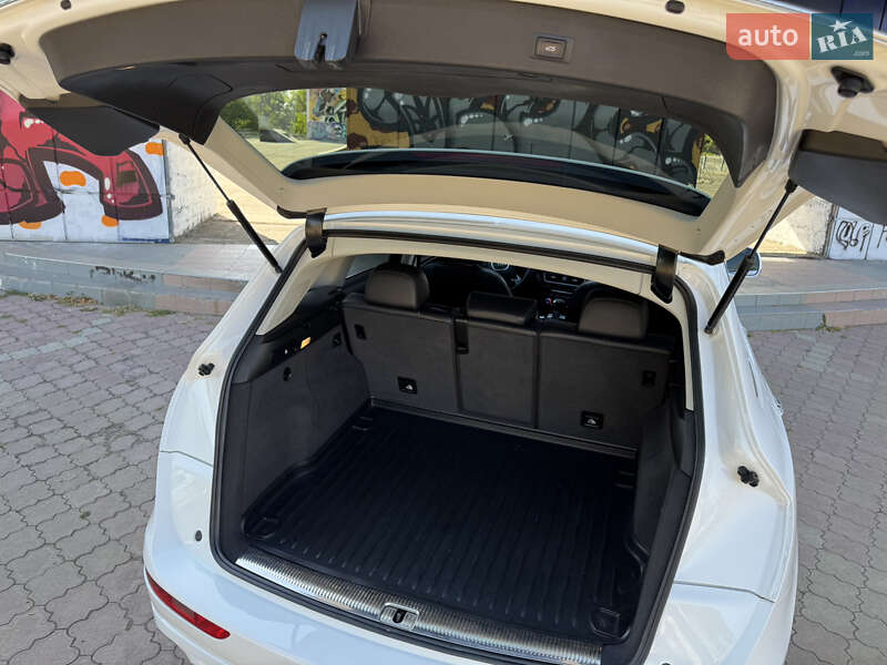 Позашляховик / Кросовер Audi Q5 2015 в Миколаєві