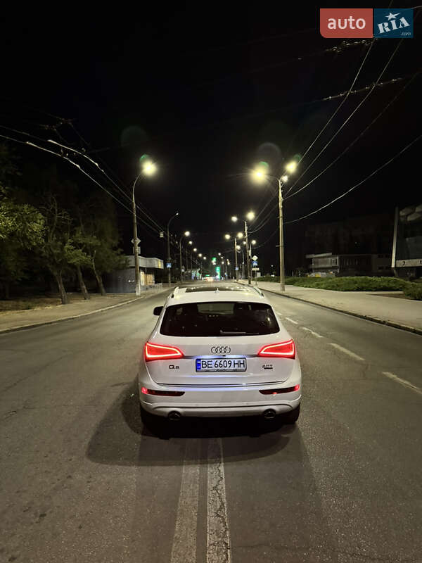 Позашляховик / Кросовер Audi Q5 2015 в Миколаєві