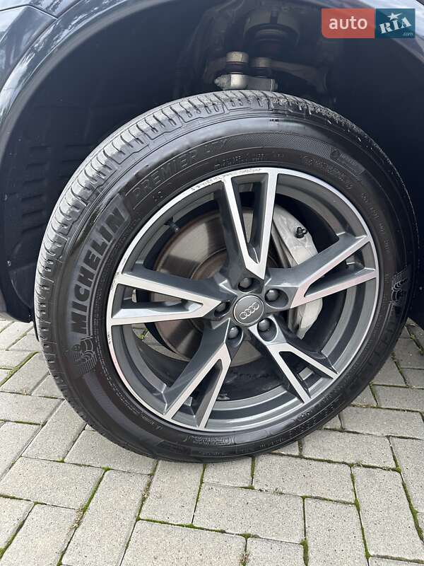 Внедорожник / Кроссовер Audi Q5 2019 в Львове