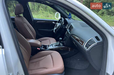 Внедорожник / Кроссовер Audi Q5 2010 в Судовой Вишне