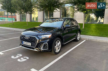 Внедорожник / Кроссовер Audi Q5 2023 в 