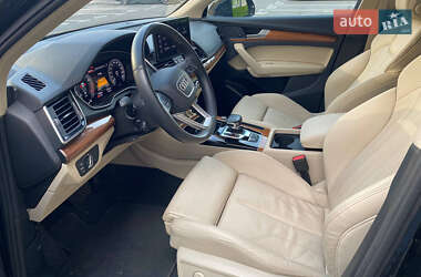 Внедорожник / Кроссовер Audi Q5 2023 в 