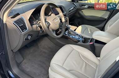 Внедорожник / Кроссовер Audi Q5 2012 в 