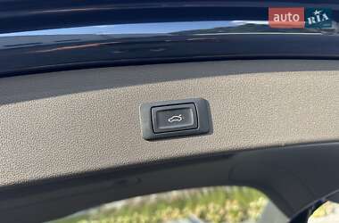 Внедорожник / Кроссовер Audi Q5 2012 в 