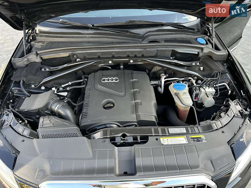 Внедорожник / Кроссовер Audi Q5 2012 в Луцке