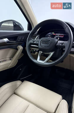 Внедорожник / Кроссовер Audi Q5 2023 в 