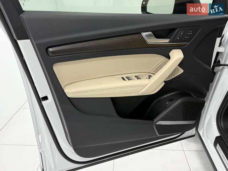 Позашляховик / Кросовер Audi Q5 2023 в Одесі