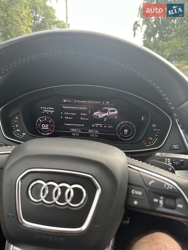 Внедорожник / Кроссовер Audi Q5 2018 в Киеве