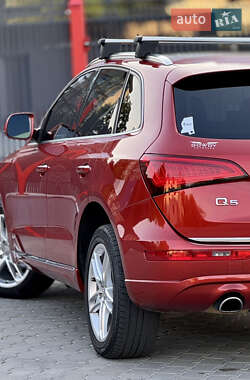 Внедорожник / Кроссовер Audi Q5 2015 в 