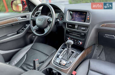 Внедорожник / Кроссовер Audi Q5 2015 в 