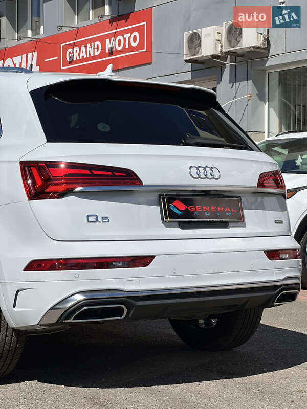 Позашляховик / Кросовер Audi Q5 2023 в Одесі