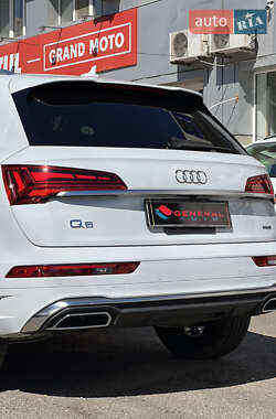 Внедорожник / Кроссовер Audi Q5 2023 в 