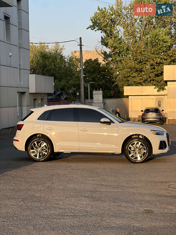 Позашляховик / Кросовер Audi Q5 2023 в Одесі