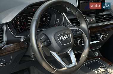 Позашляховик / Кросовер Audi Q5 2017 в 