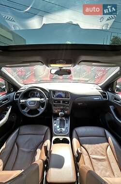 Внедорожник / Кроссовер Audi Q5 2015 в 