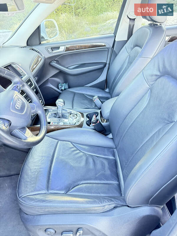 Внедорожник / Кроссовер Audi Q5 2013 в Ратным