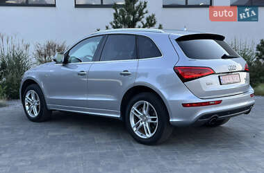 Позашляховик / Кросовер Audi Q5 2014 в 