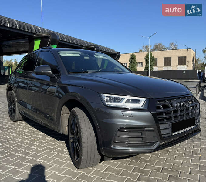 Внедорожник / Кроссовер Audi Q5 2018 в Днепре