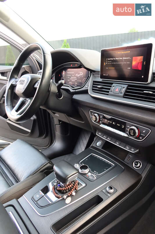Внедорожник / Кроссовер Audi Q5 2018 в Днепре