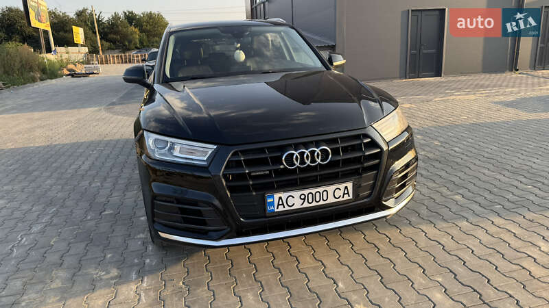 Внедорожник / Кроссовер Audi Q5 2018 в Луцке