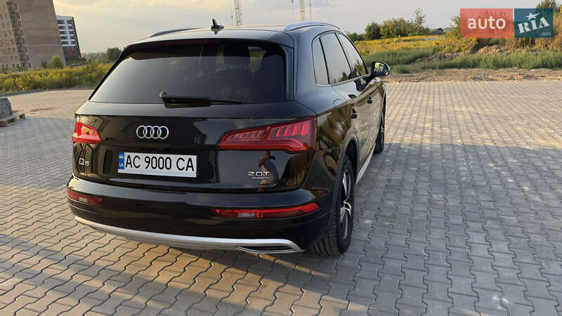 Внедорожник / Кроссовер Audi Q5 2018 в Луцке
