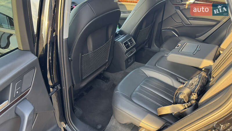 Внедорожник / Кроссовер Audi Q5 2018 в Луцке