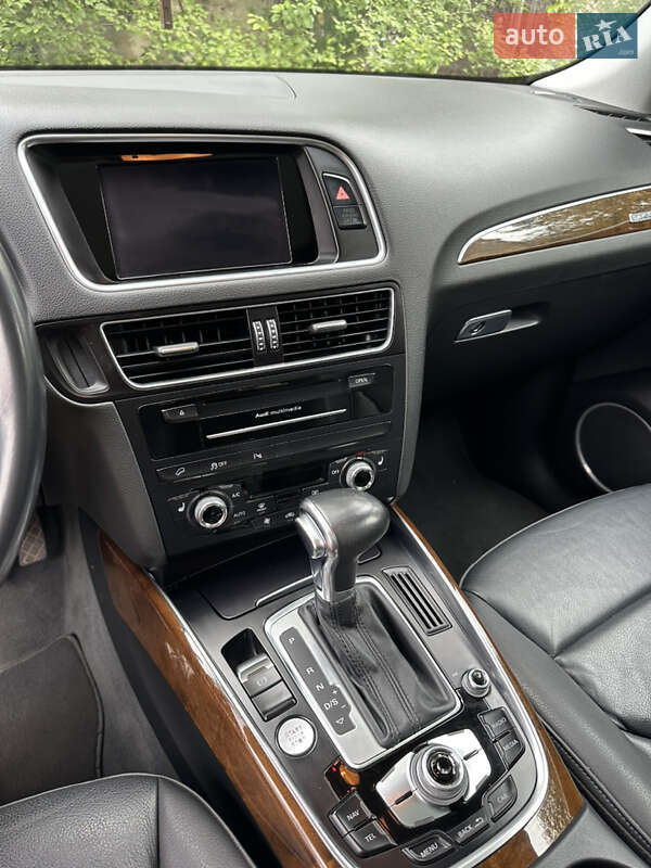 Позашляховик / Кросовер Audi Q5 2015 в Львові