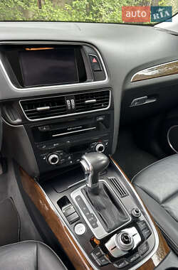 Внедорожник / Кроссовер Audi Q5 2015 в 