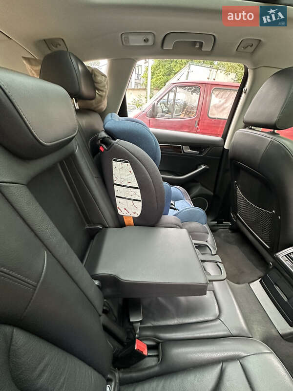 Позашляховик / Кросовер Audi Q5 2015 в Львові