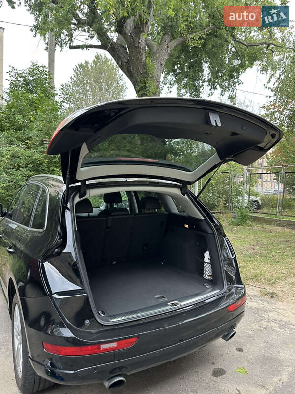 Позашляховик / Кросовер Audi Q5 2015 в Львові