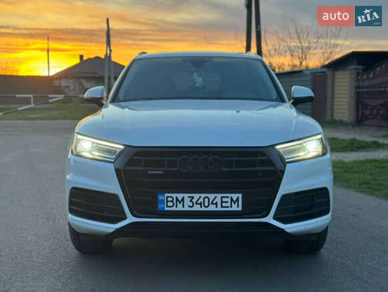 Позашляховик / Кросовер Audi Q5 2017 в Сумах